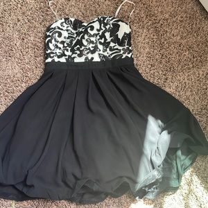 Size 1 strapless black and white mini dress